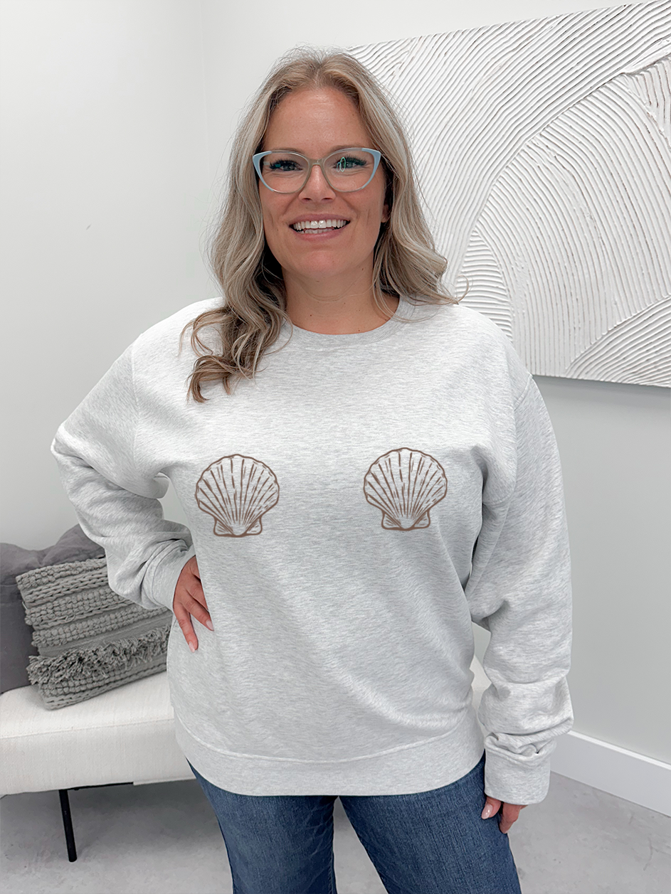 Shell Babe Graphix Pullover