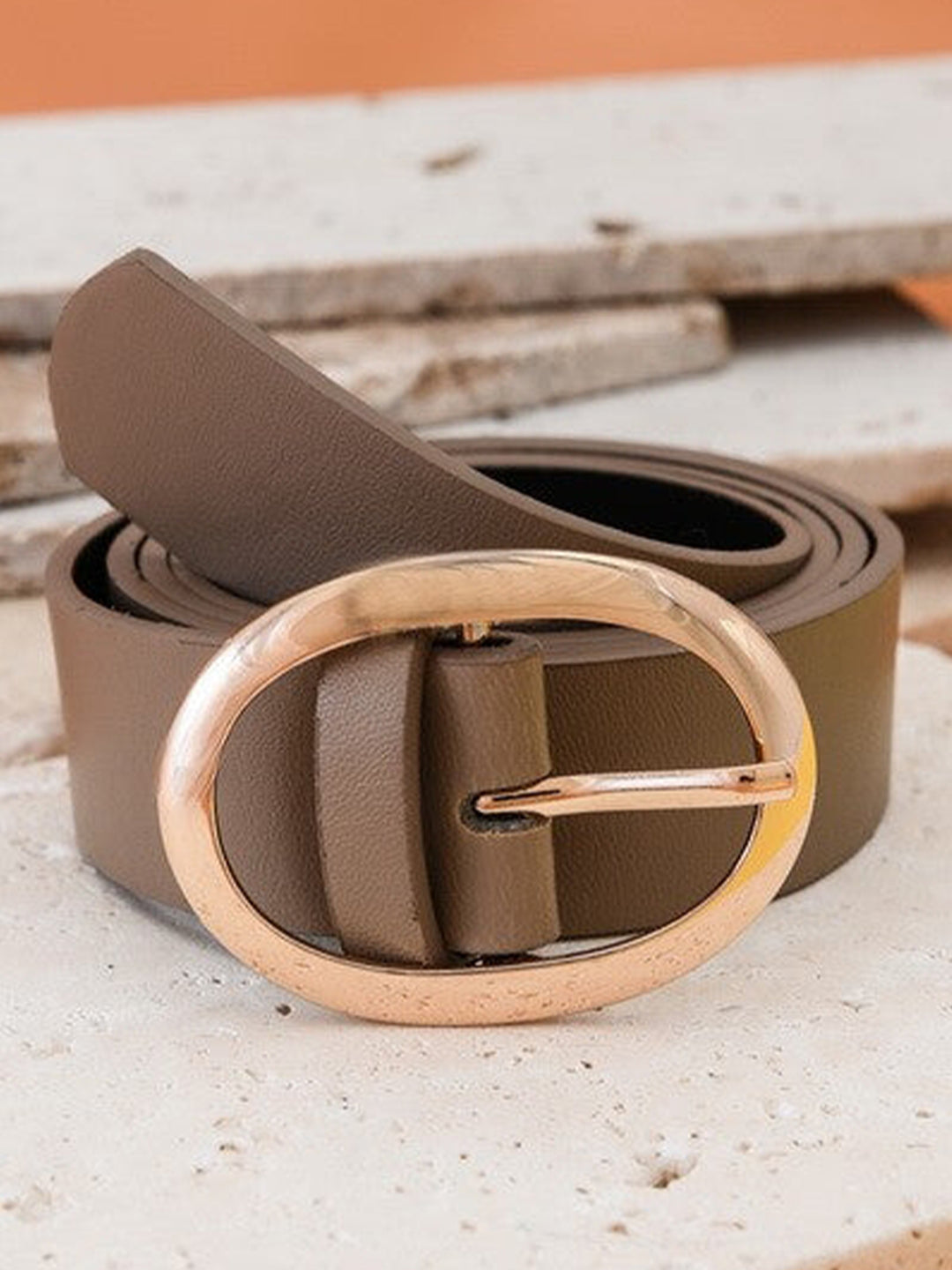 Britt Belt in Taupe