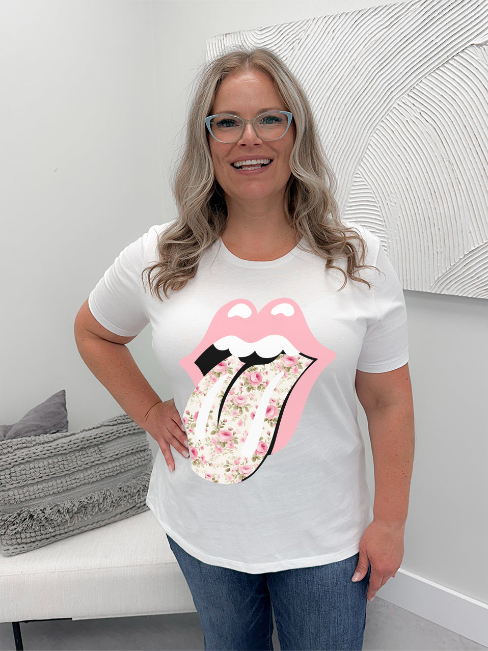 Petal & Pout Graphix Tee