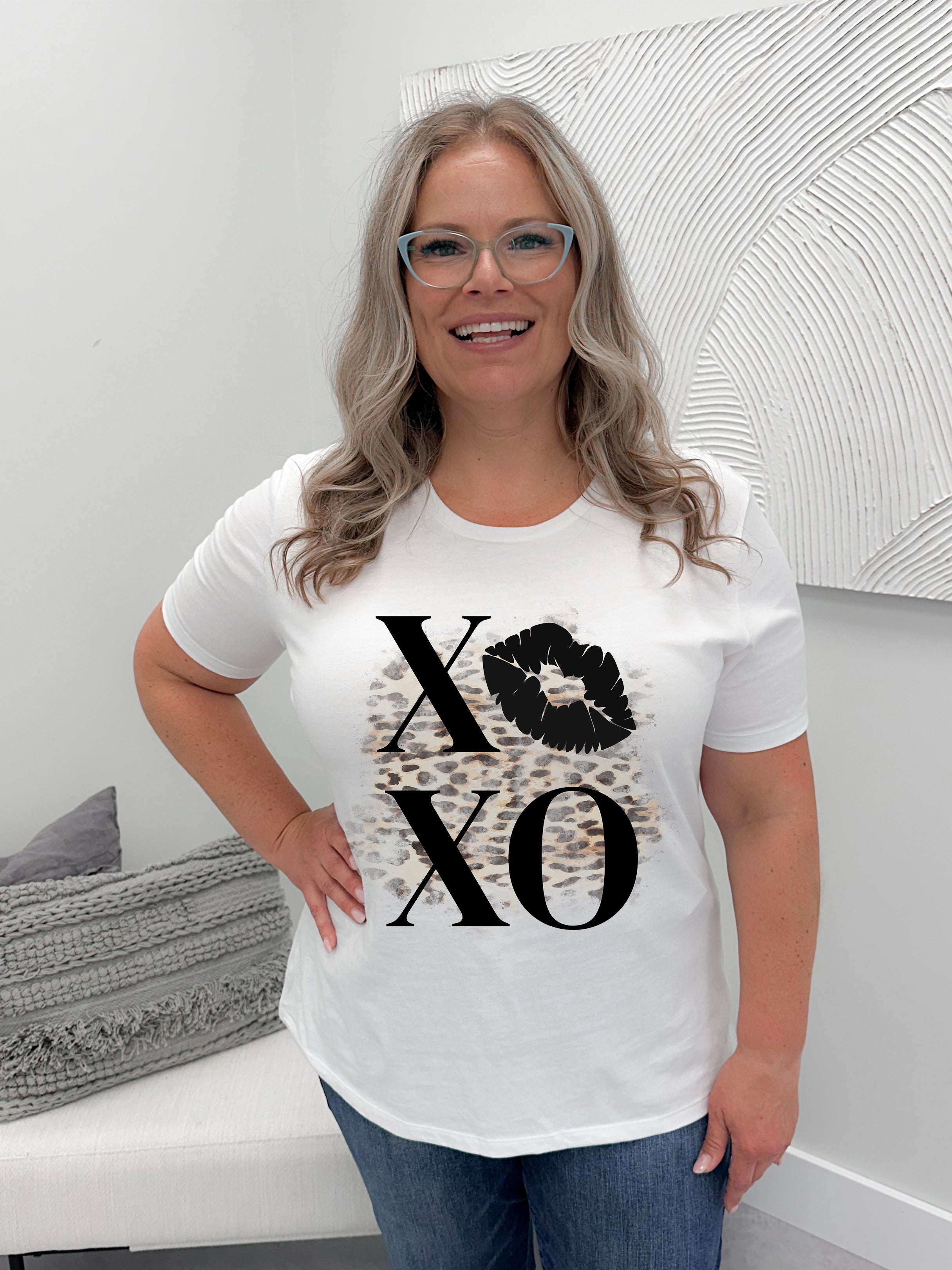 Kiss & Tell Graphix Tee