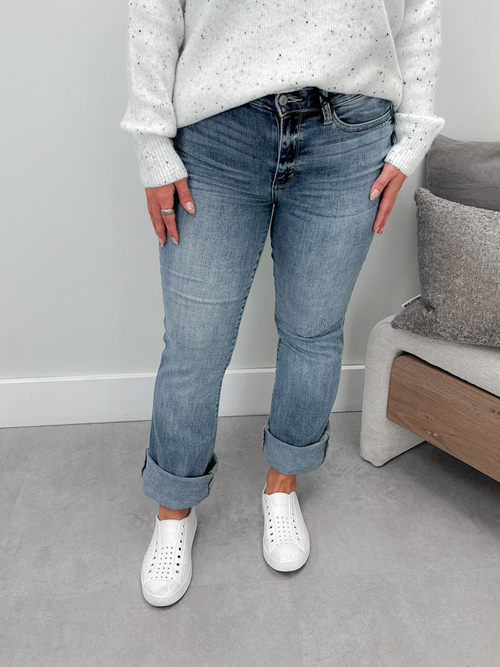 Elliot Bootcut Mid Rise Jeans by Judy Blue ( Long )