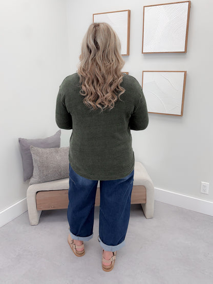Tait Waffle Pullover in Olive