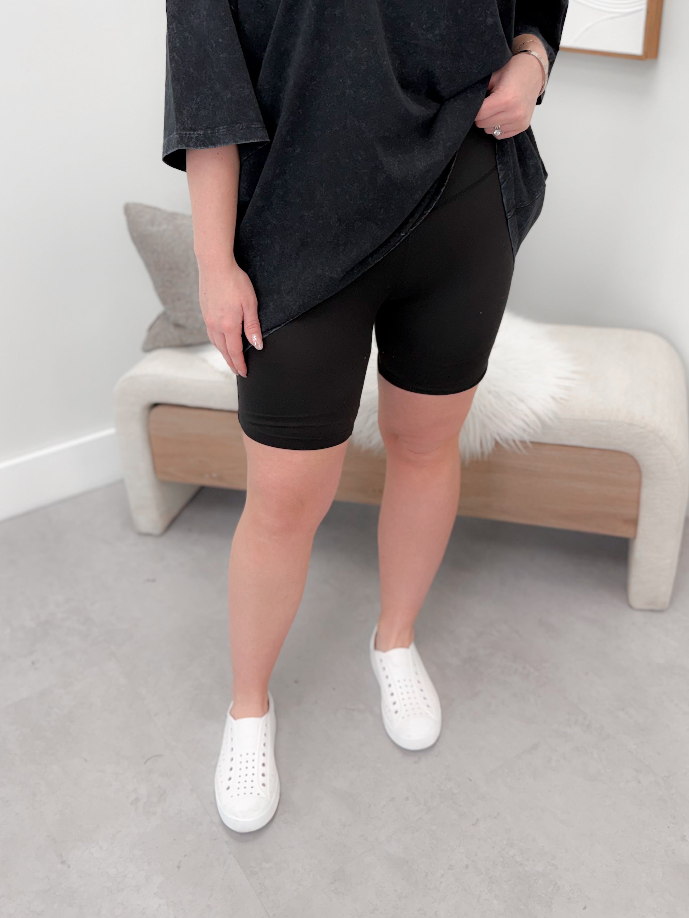 Greer Bike Shorts in Black