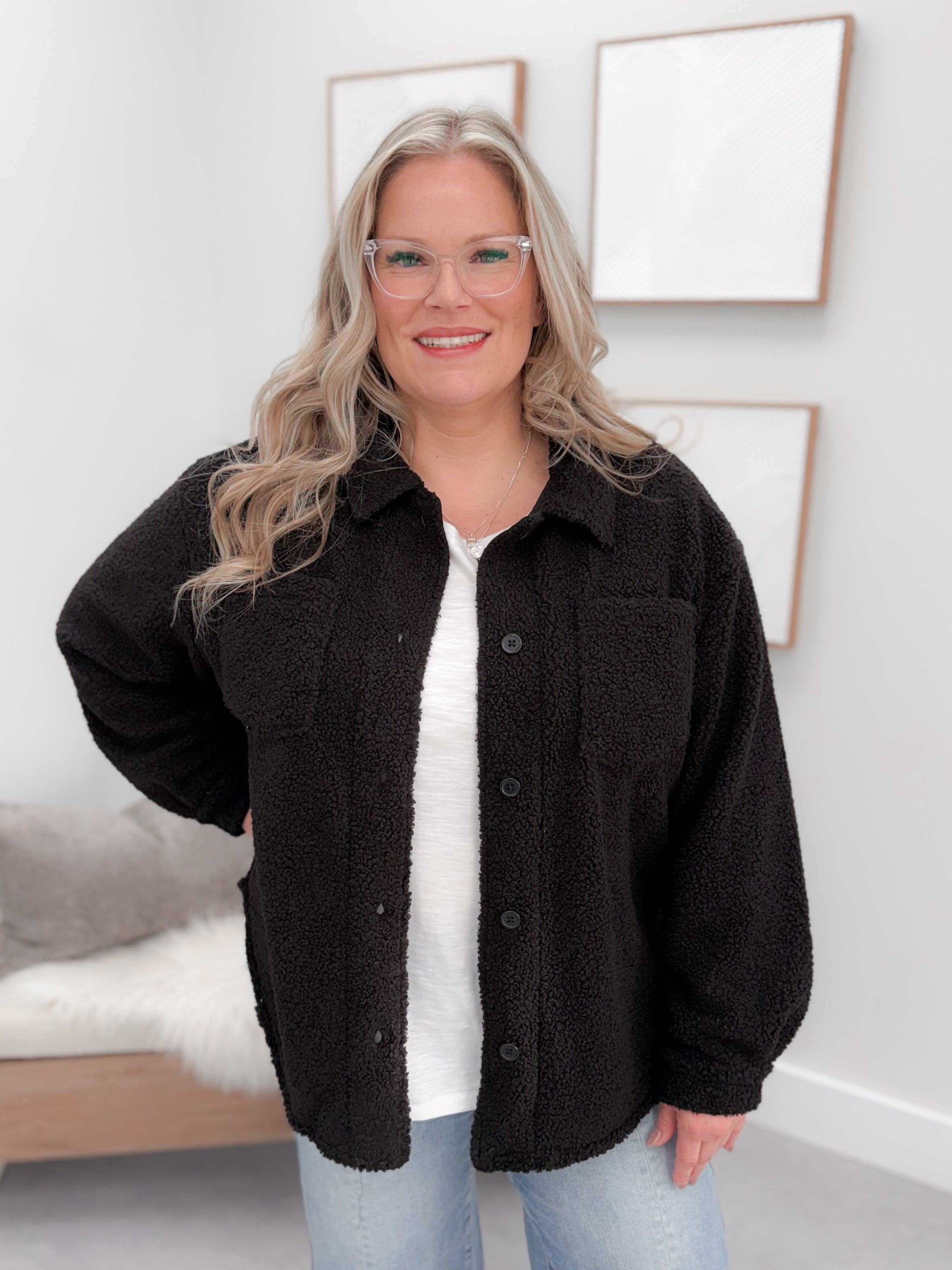 Kellan Shacket in Black