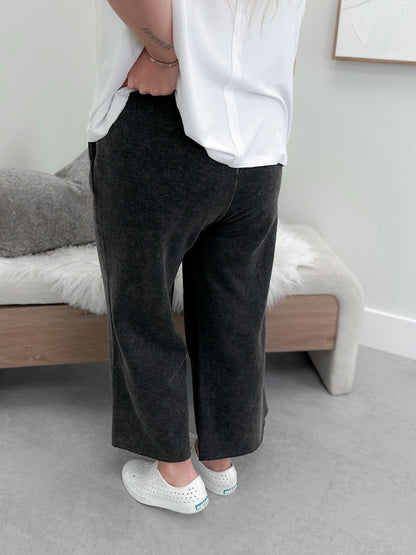 Kelly Lounger Pants in Ash Black