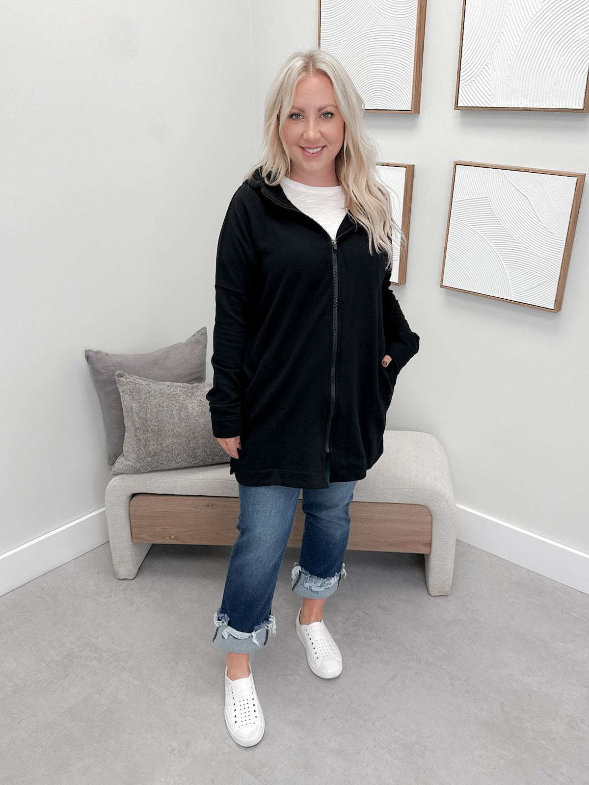 221 Full Zip Hoodie in Black