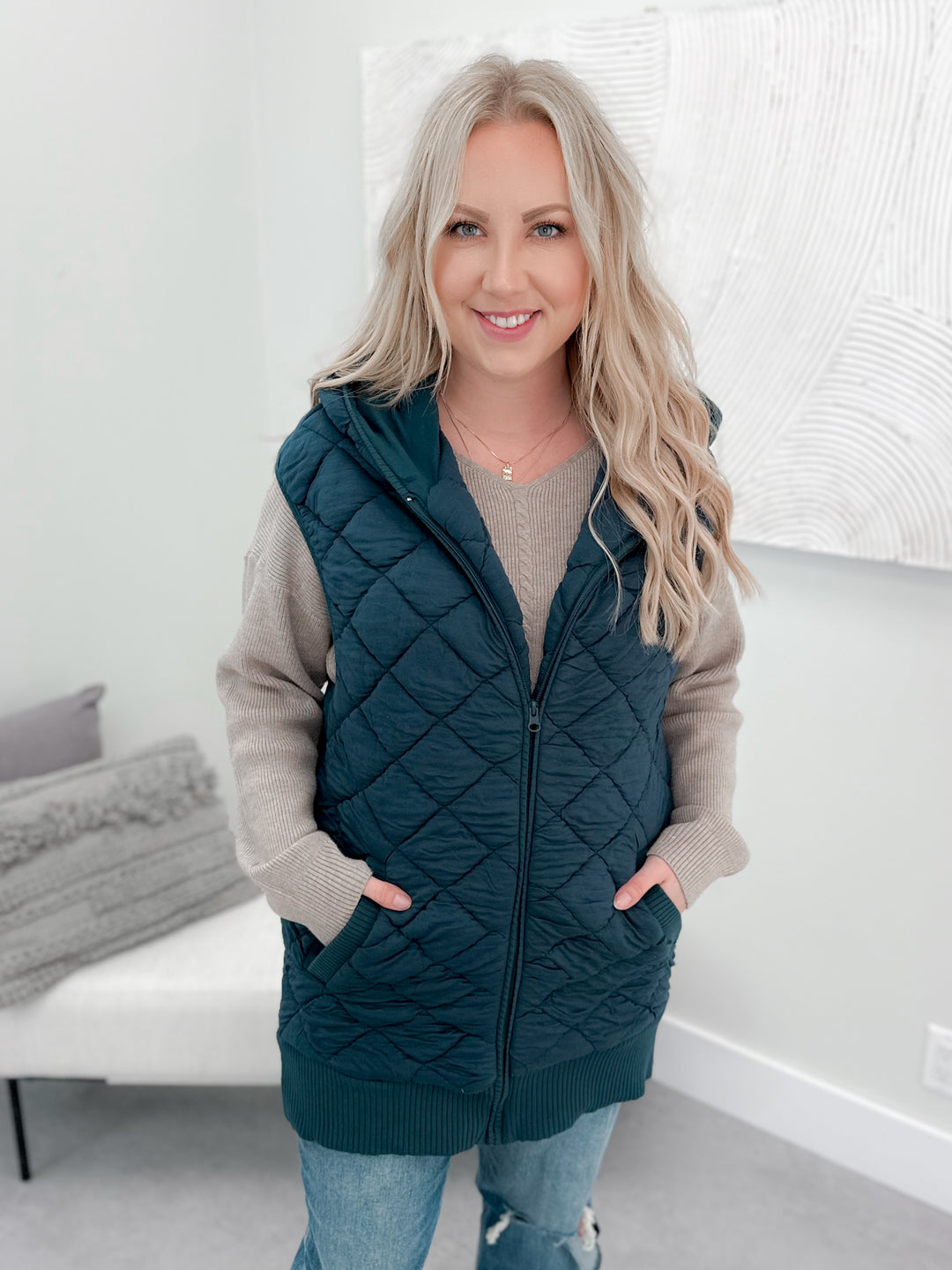 Nickie Quilted Vest in Midnight