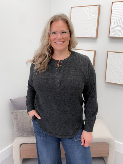 Storm Long Sleeve in Dark Charcoal