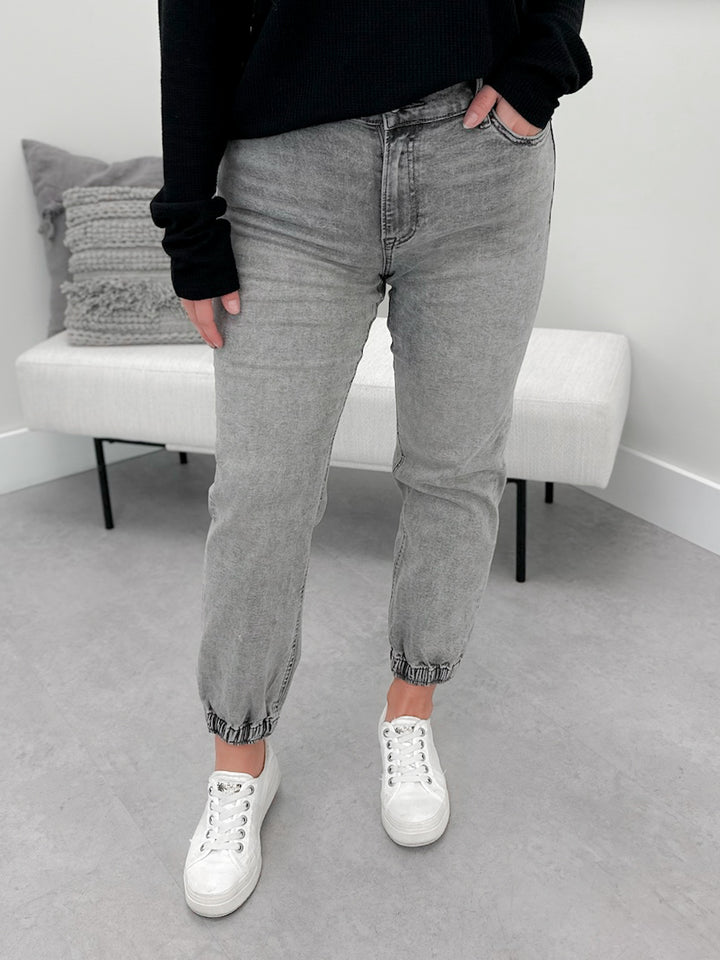 Noville Jogger Crop in Grey Acid