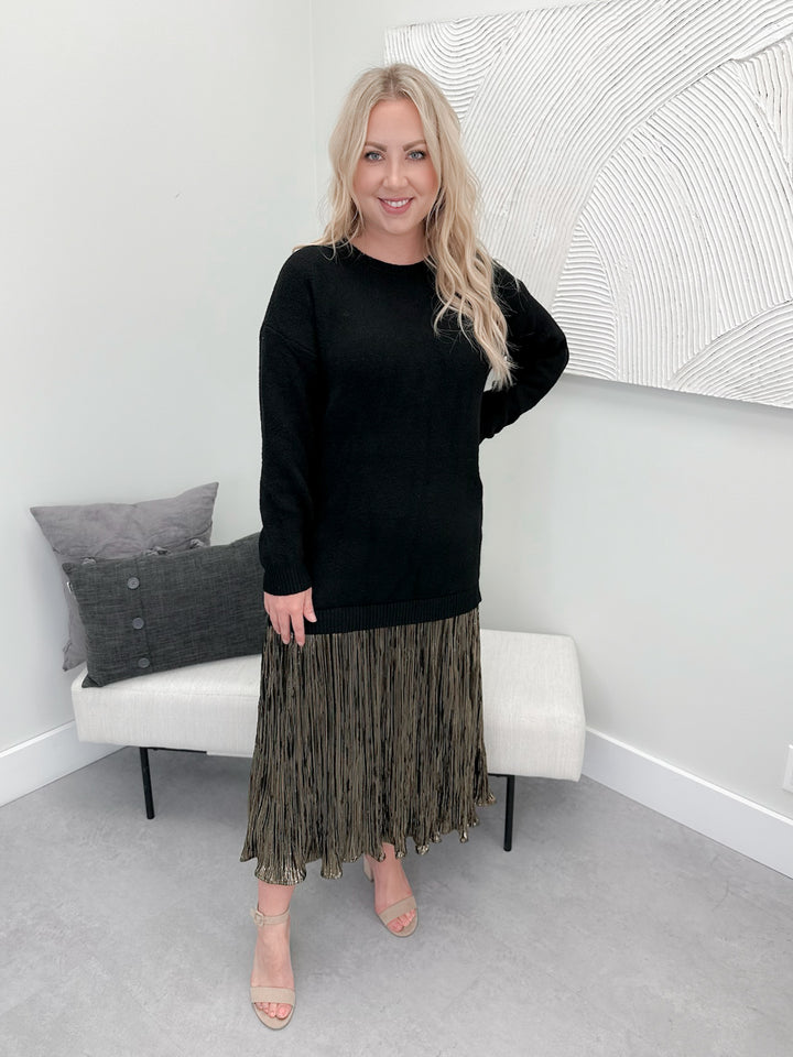 Glam Sweater Dress in Black/Gold