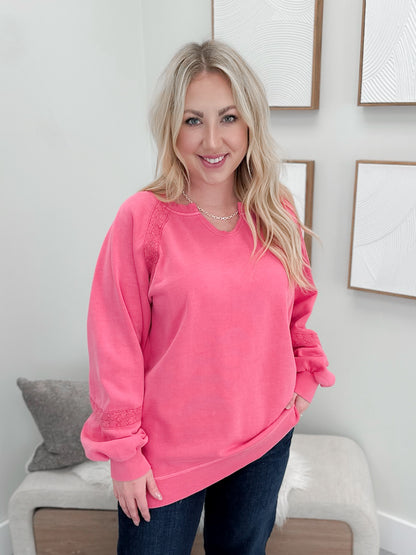 Dabria Pullover in Hot Pink