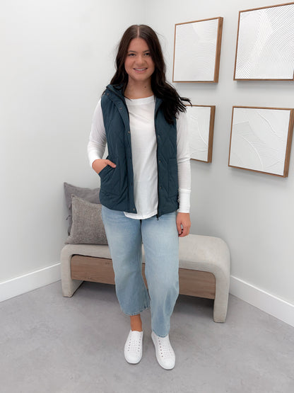 Remy Vest in Teal