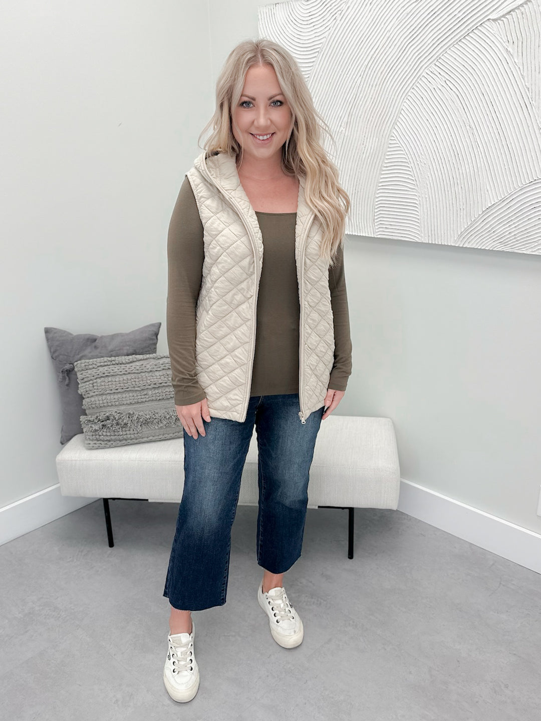 Heather Hooded Vest in Beige