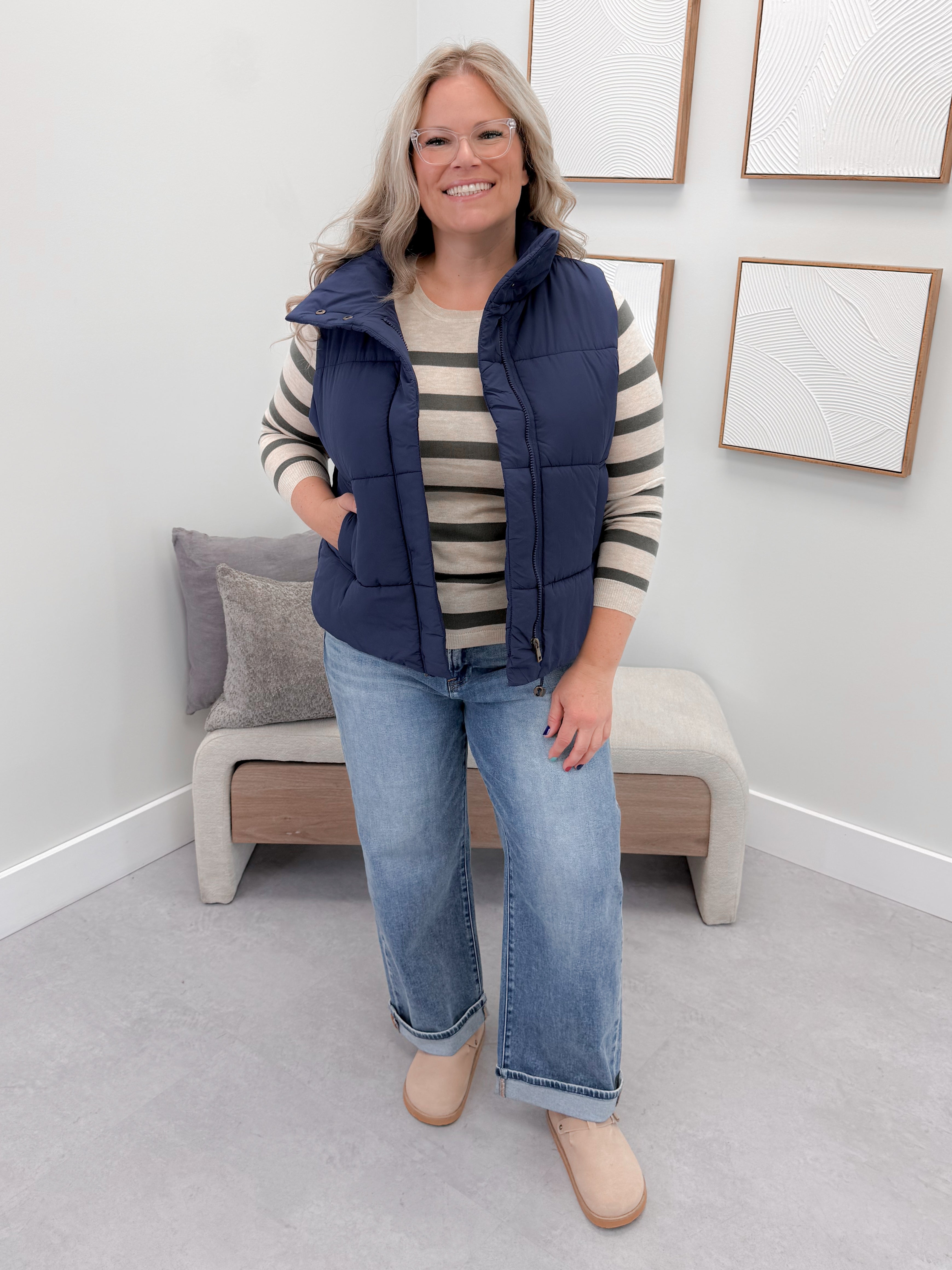 Wanderer Vest in Navy