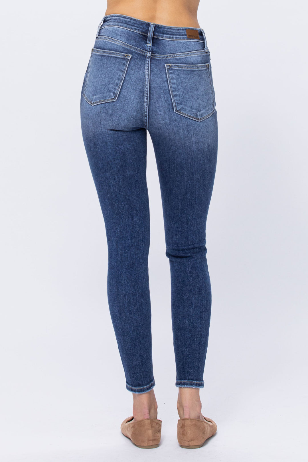 Brynn Button Fly Jeans By Judy Blue