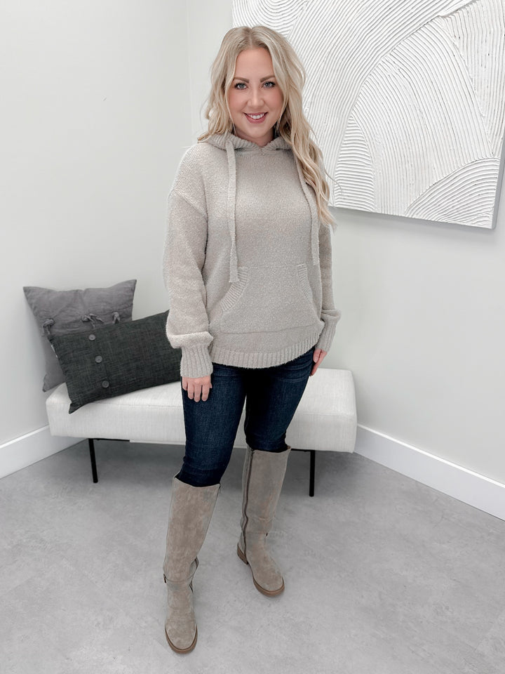 Bristol Hooded Sweater in Pebble