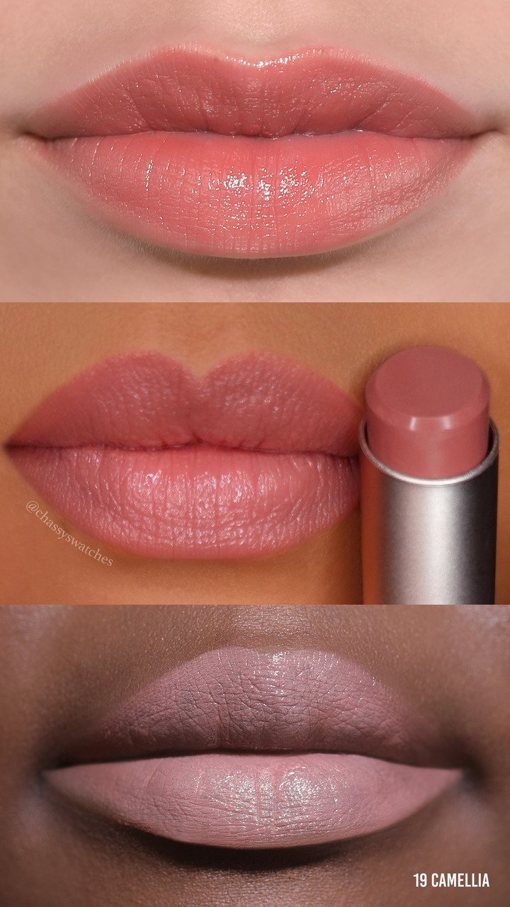 Signature Lipstick in Camellia