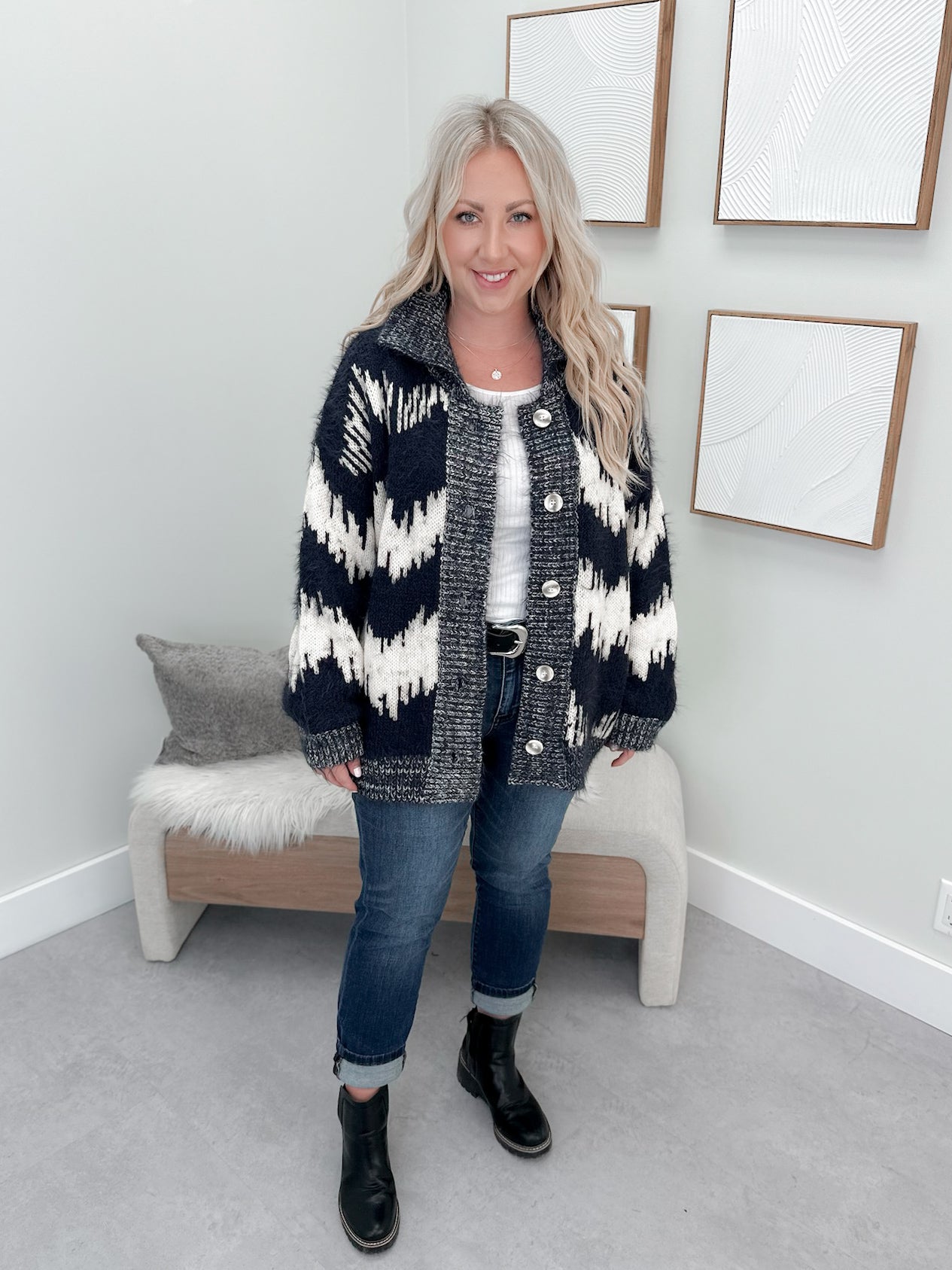 Murren Coatigan in Navy