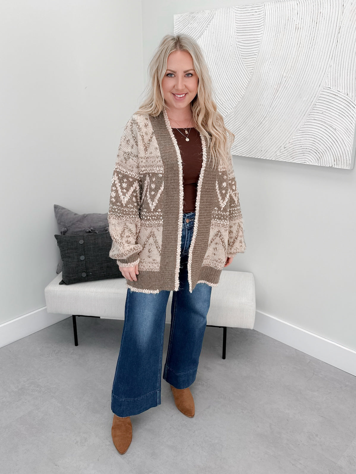 Winx Cardigan in Mocha