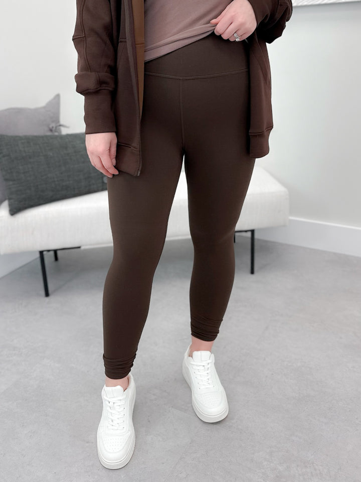 Everyday High Rise Leggings in Espresso