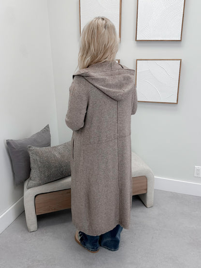 Outlaw Cardigan in Mocha