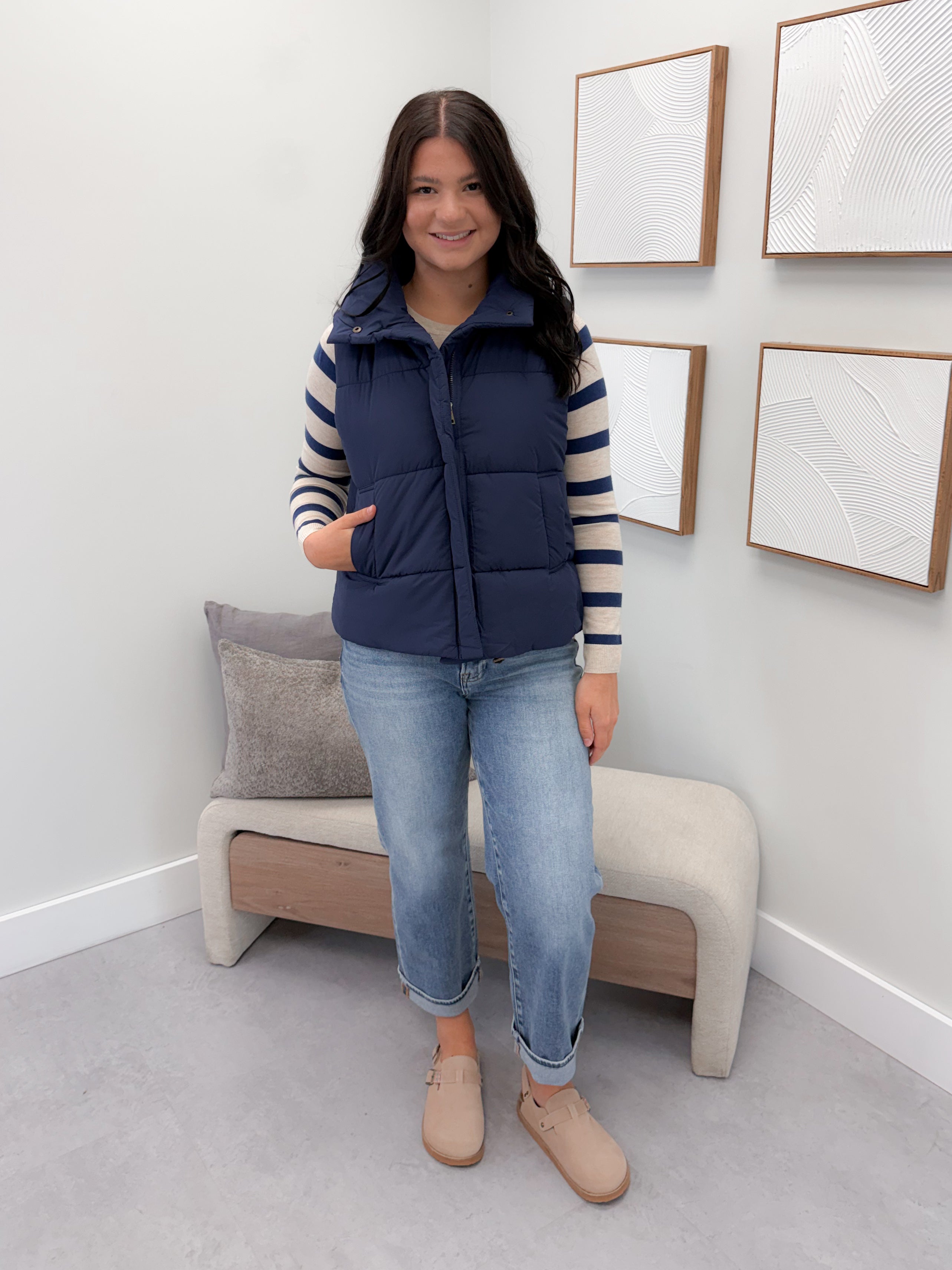 Wanderer Vest in Navy