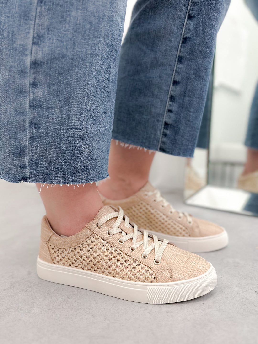 Keep Scrolling Sneakers in Natural - L/O Size 7