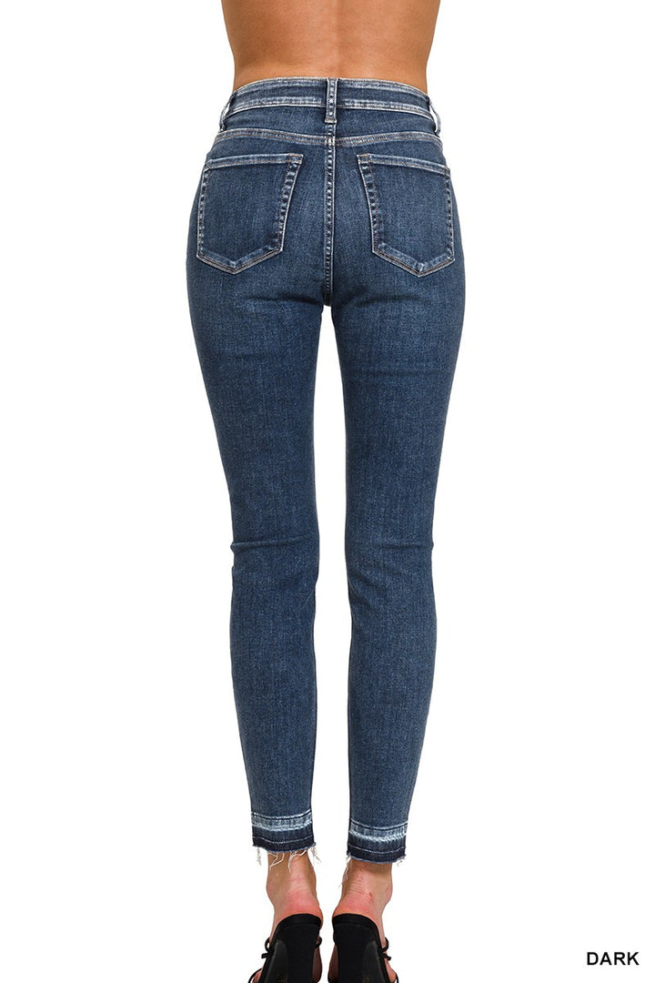 Skinny Jean in Dark Wash
