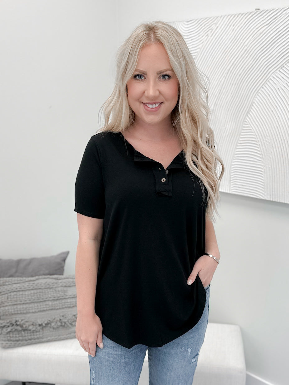 Astoria Tee in Black
