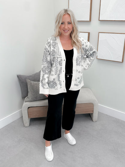Valor Paisley Cardigan in Cream