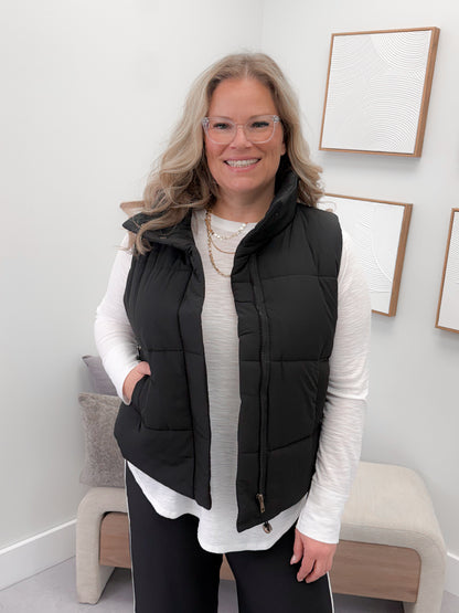 Cool Day Puffer Vest in Black