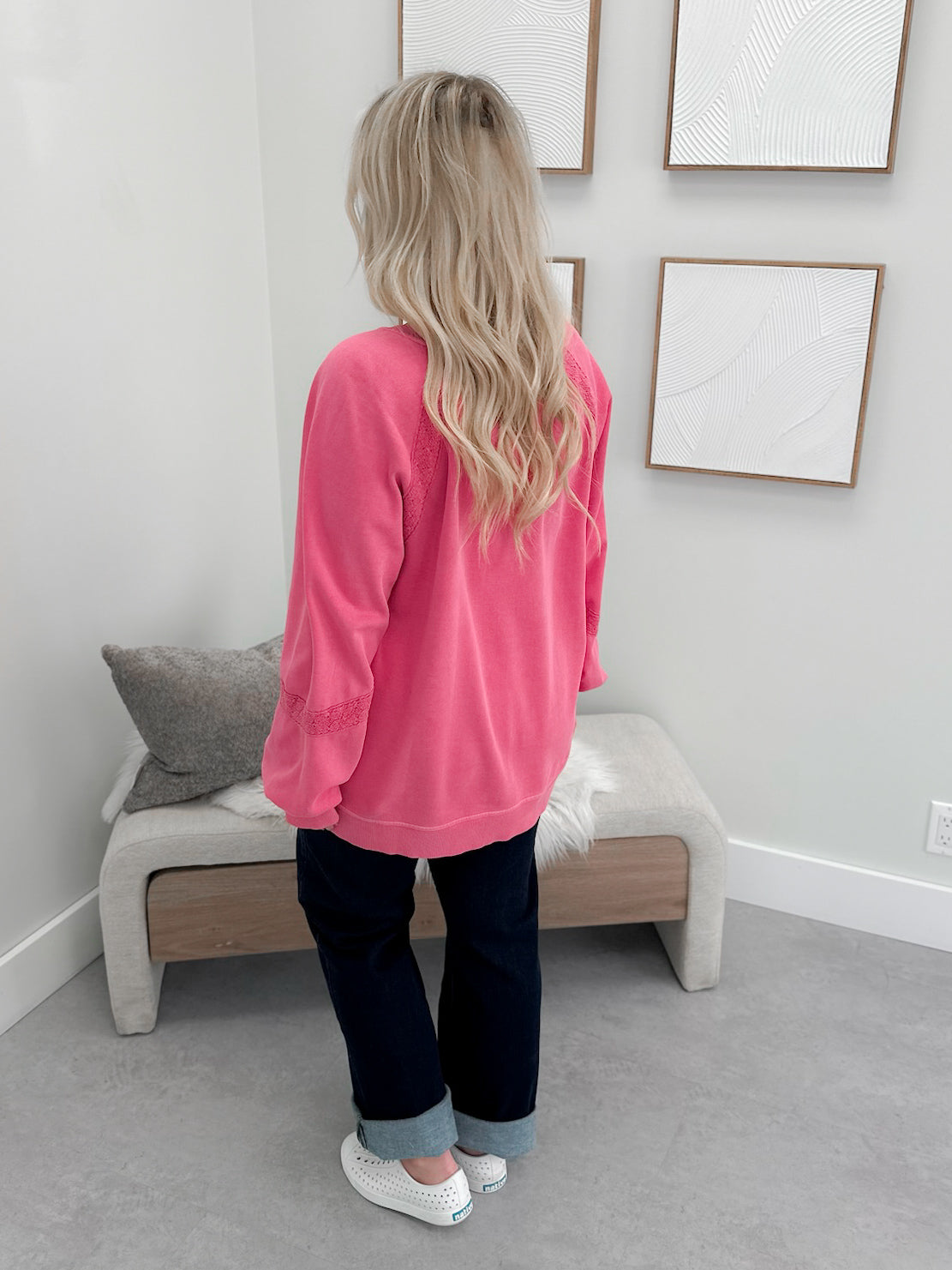 Dabria Pullover in Hot Pink