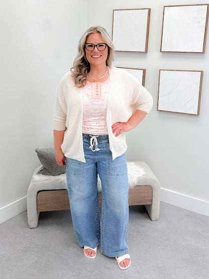 Azalea Cardi in Ivory