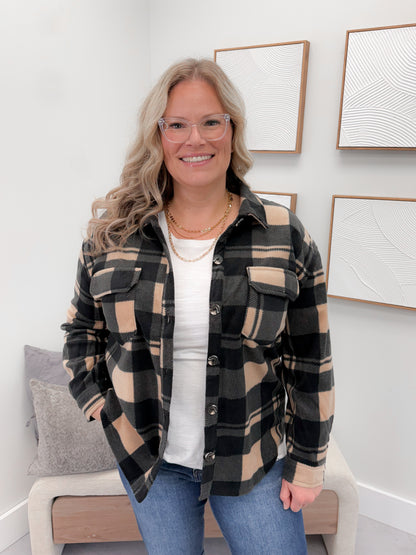 Hazy Fleece Shacket in Black Plaid