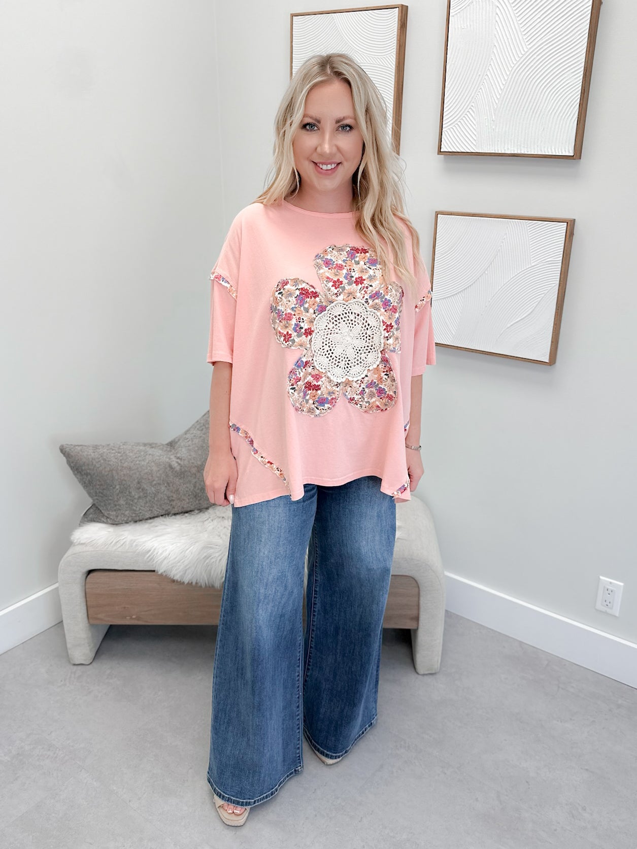 Bellamy Daisy Tee in Coral