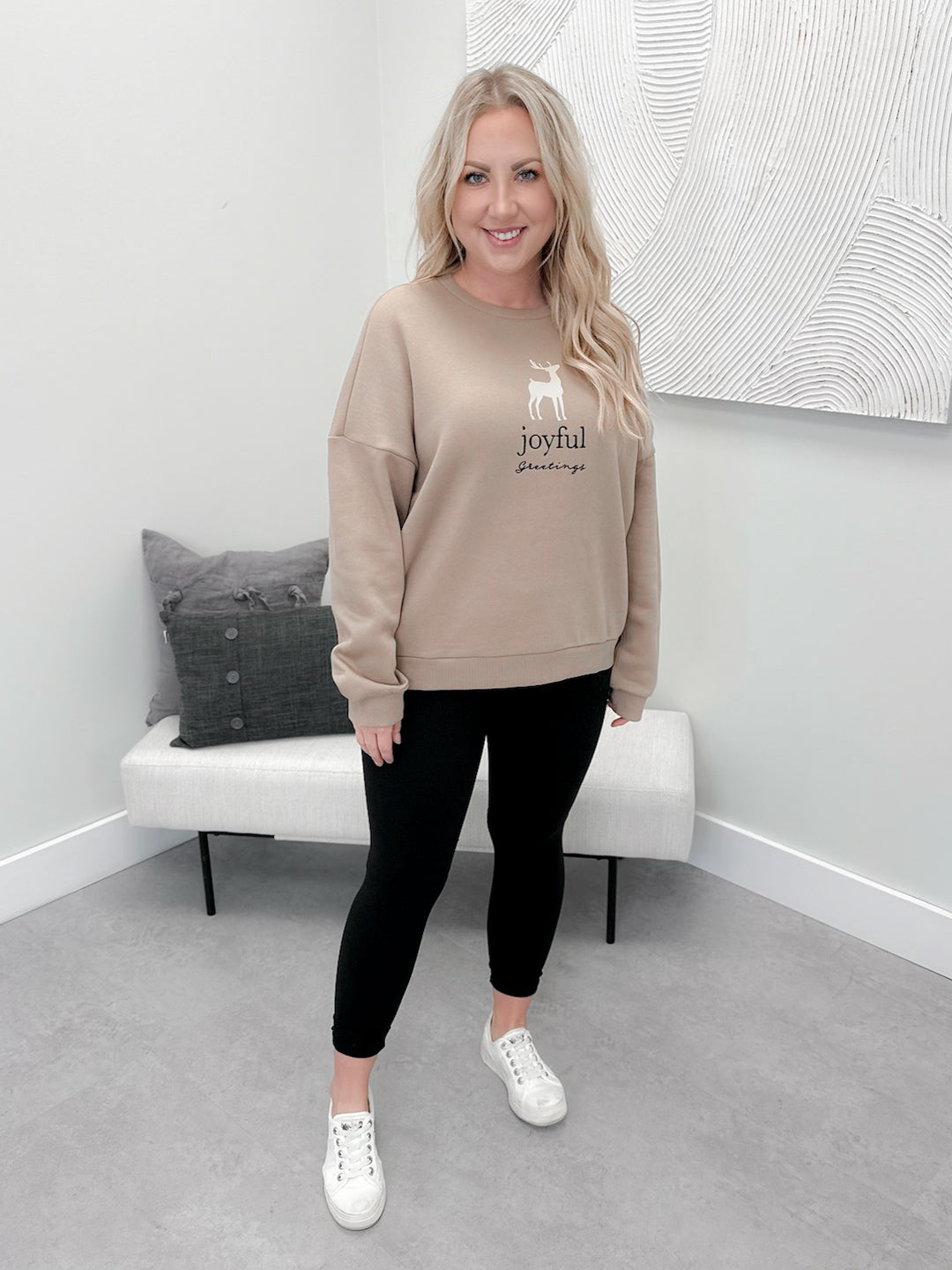 Joyful Greetings Pullover in Fawn