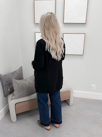 Jarah Blazer in Black