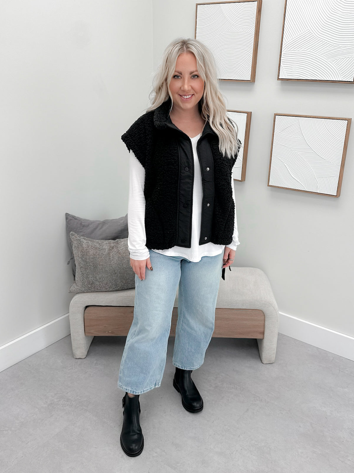 Colter Fleece Vest in Black