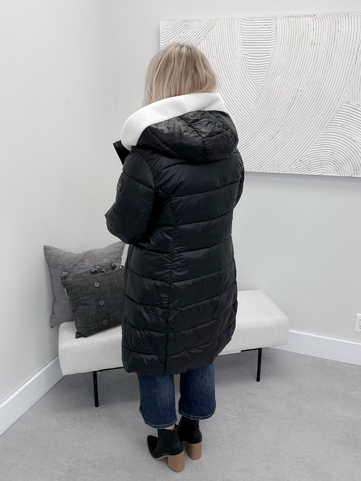 Harbin Puffer Coat in Black