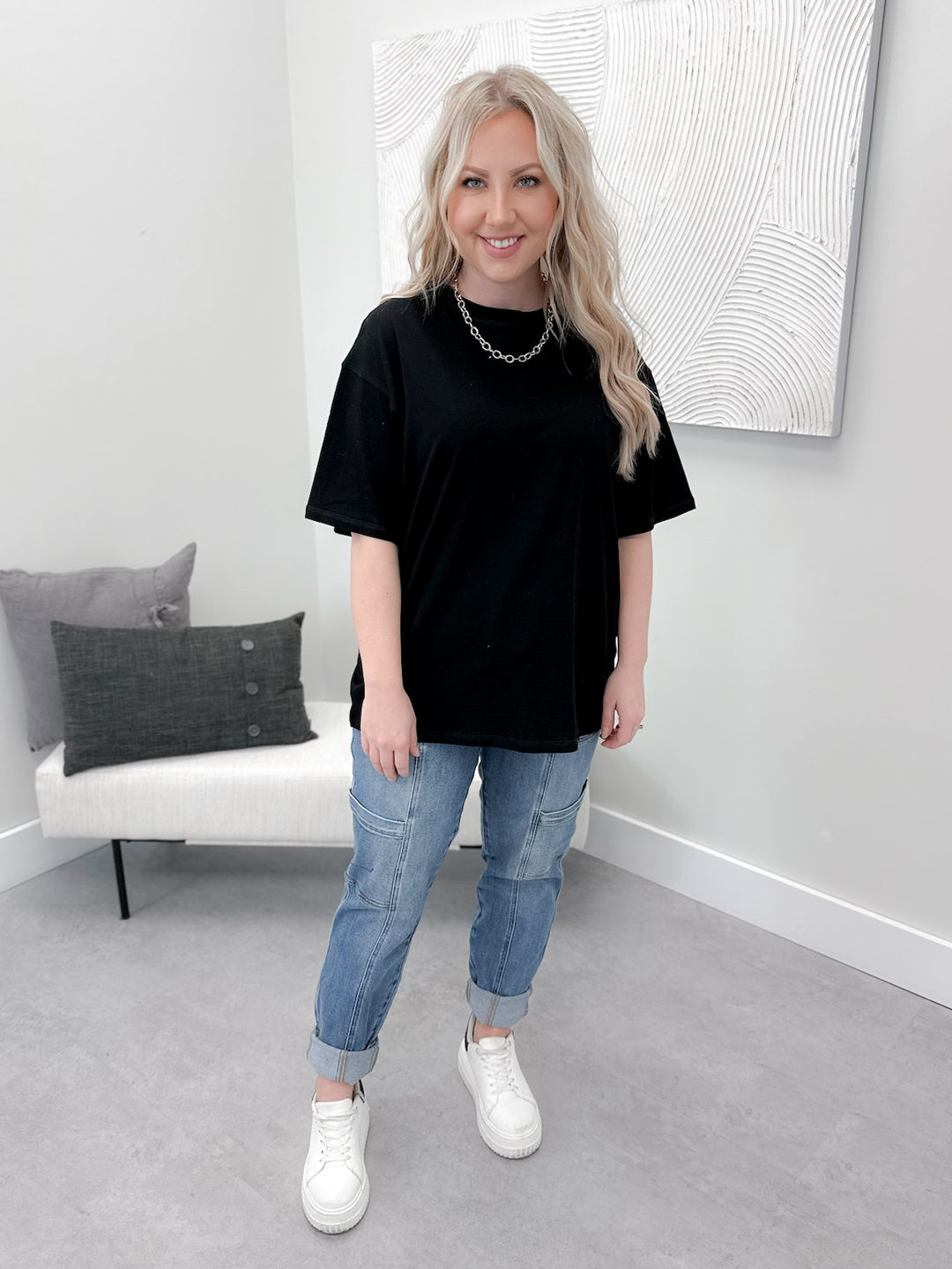 Basic Boyfriend Tee in Black