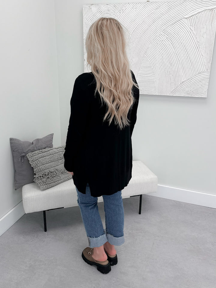 Basic Lightweight Cardi in Black