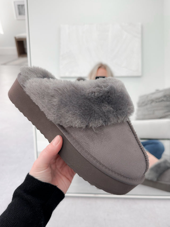 Solice Platform Slip Ons in Grey