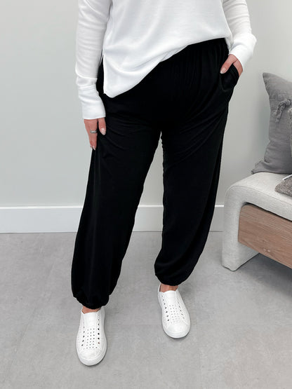 Back Stage Joggers in Black