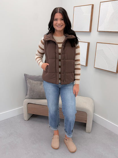 Wanderer Vest in Brown