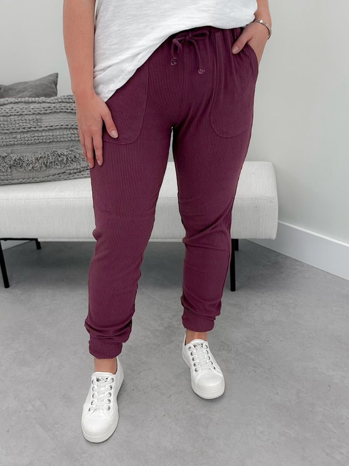 Corrine High Rise Ribbed Joggers in Plum