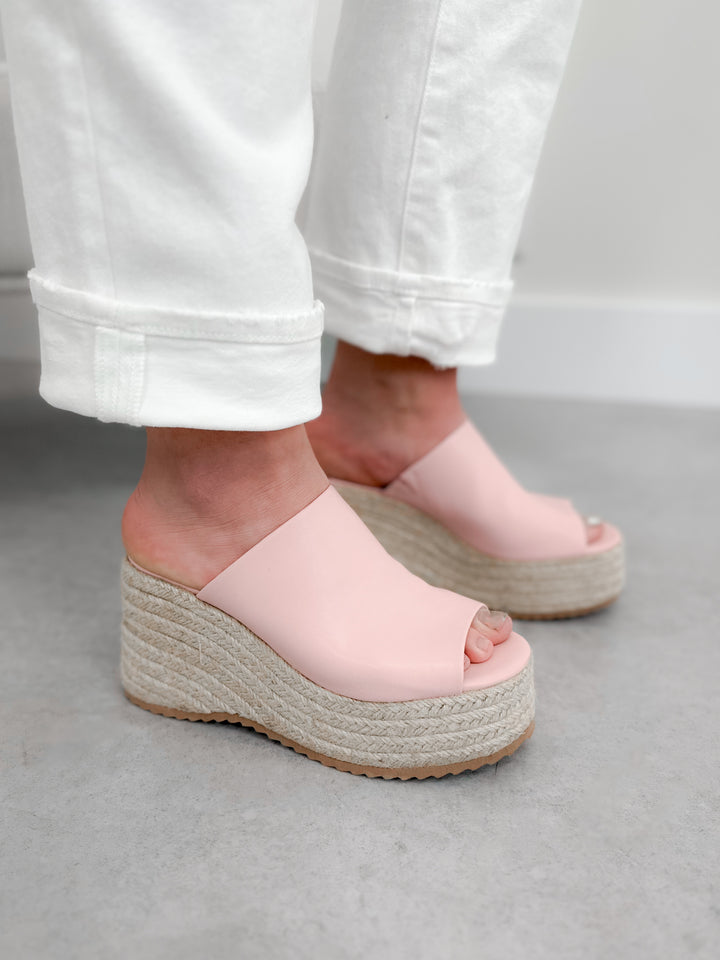 Corine Wedge Sandal in Pink
