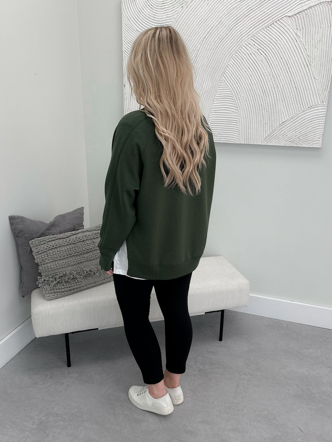 Willow Pullover in Olive