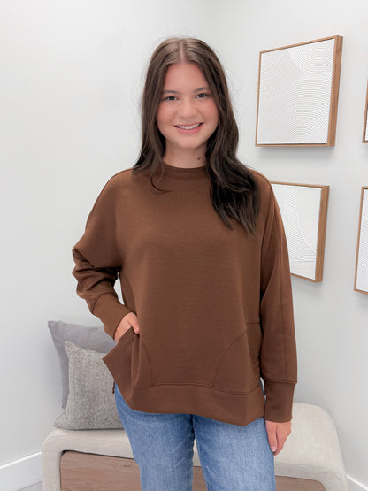 Willow Scuba Pullover in Brown