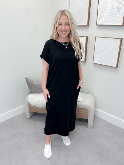 Cass T-shirt Dress in Black