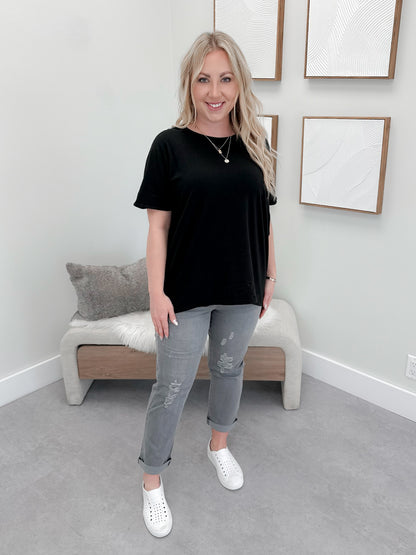 Jessie Tee in Black